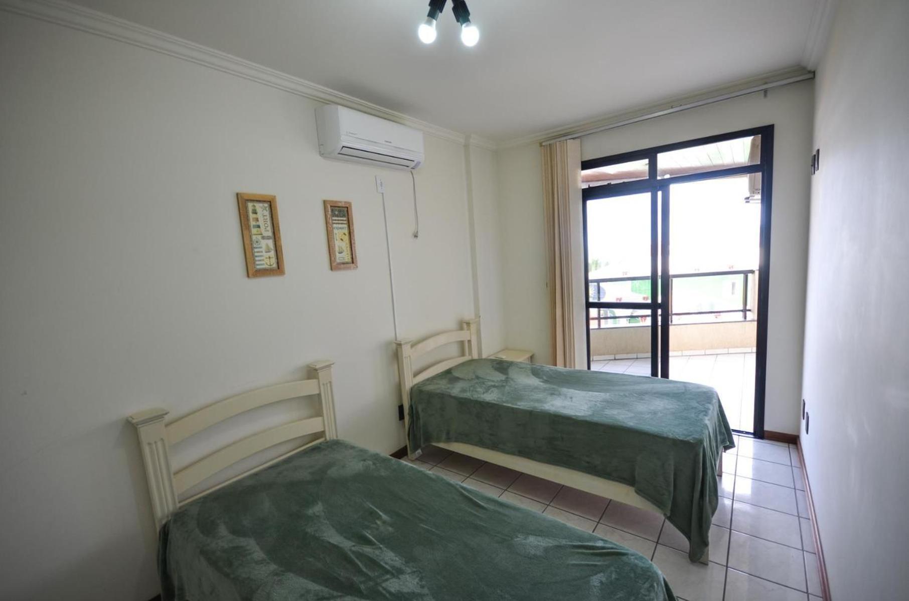 1038 - Apartamento Com Vista Para O Mar Bombinhas Buitenkant foto