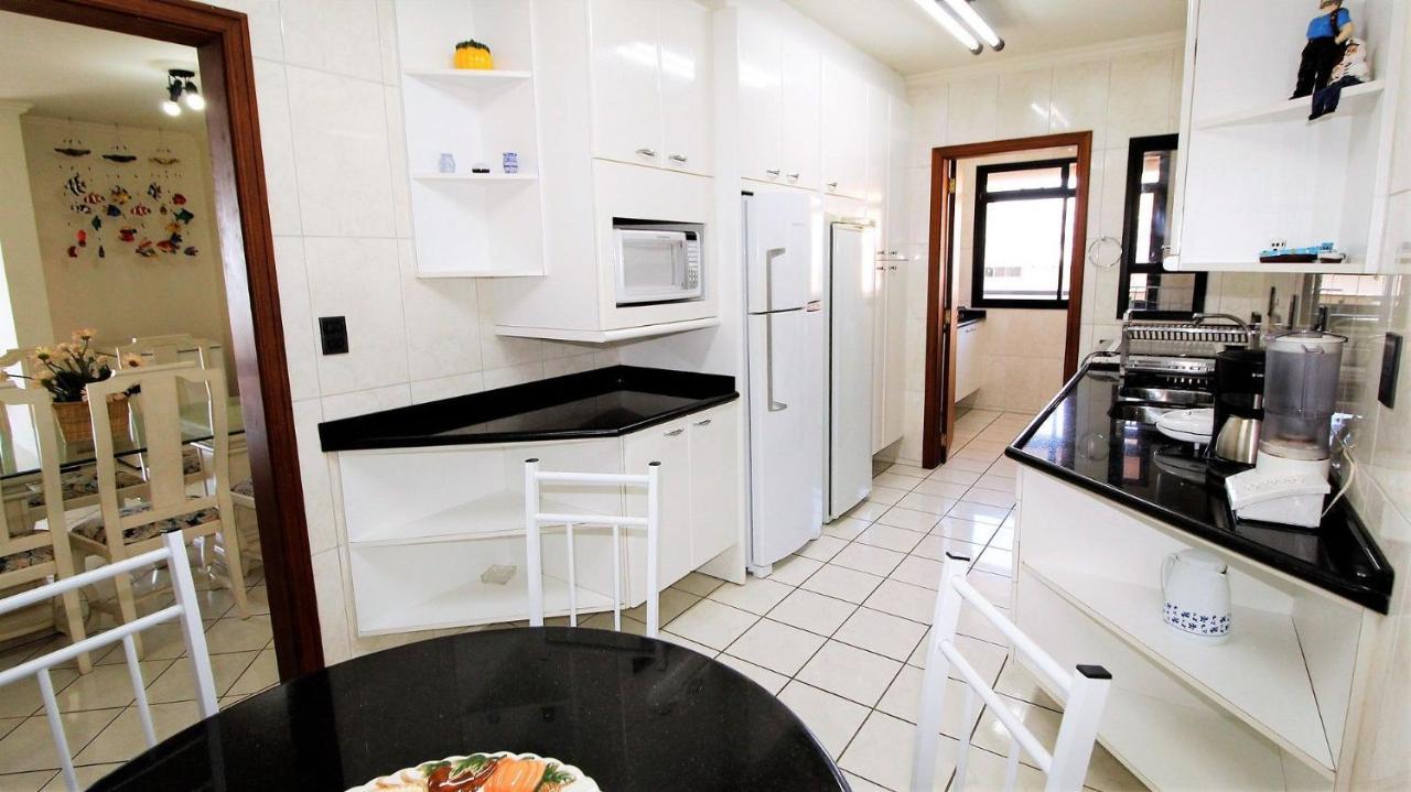 1038 - Apartamento Com Vista Para O Mar Bombinhas Buitenkant foto